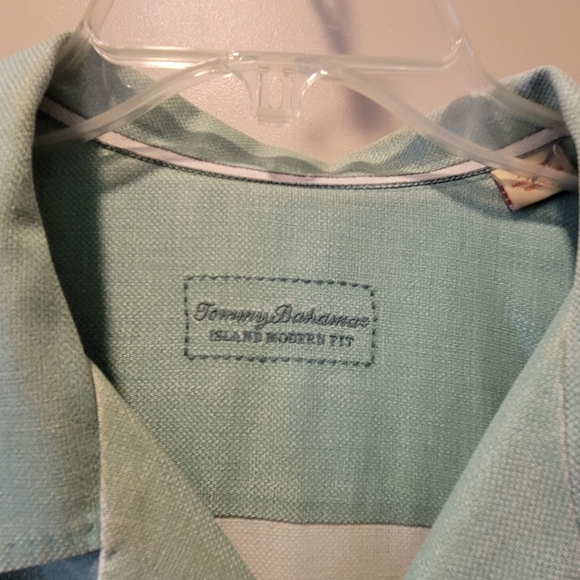 💙GC~ TOMMY BAHAMA BUTTON DOWN - Picture 7 of 13
